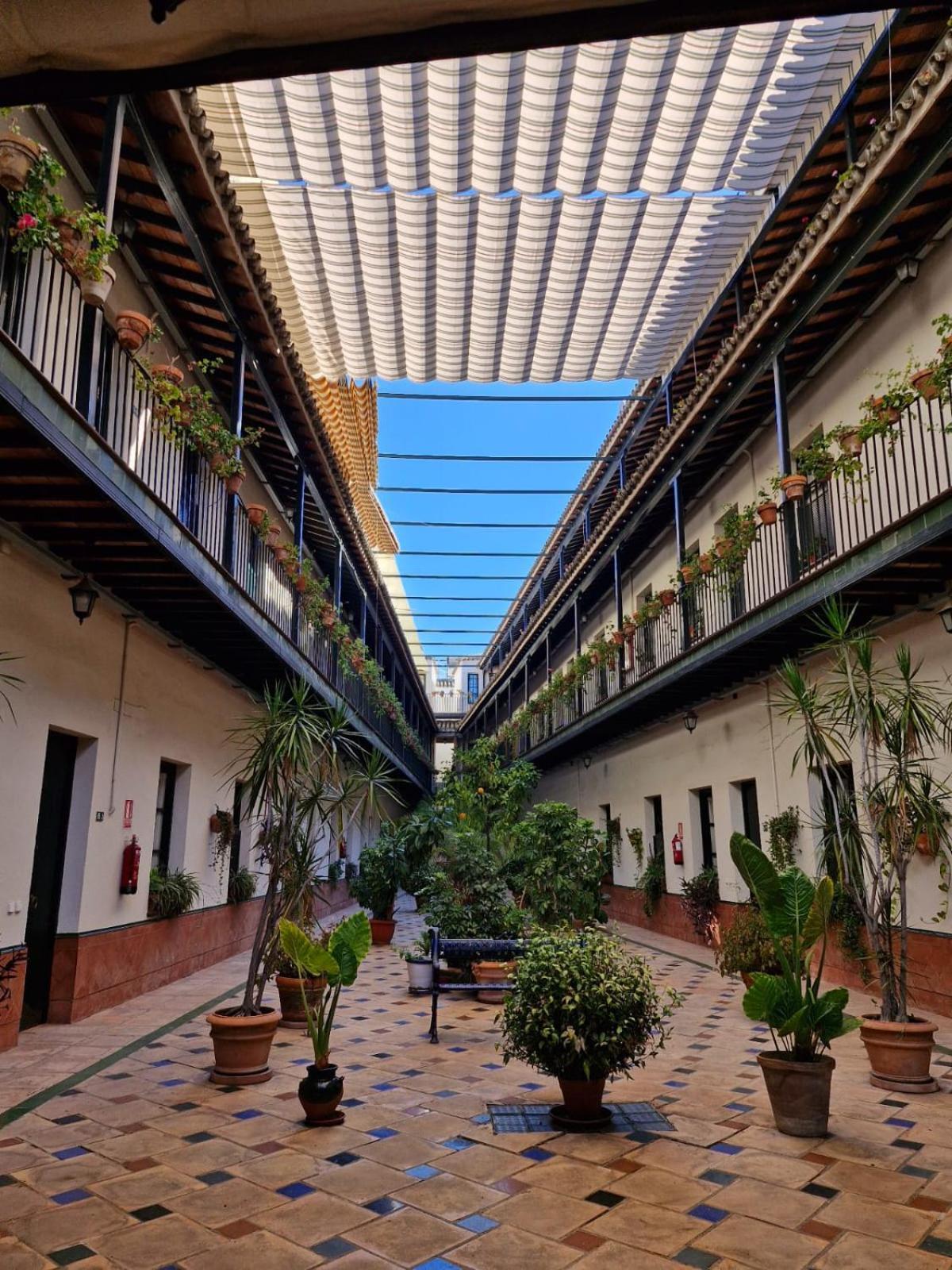 Patio Cartuja Apartment Seville Luaran gambar